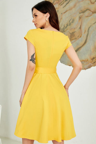 Vestido Amarelo Sólido Dos Anos 50
