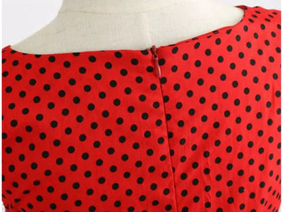 Vestido Pin Up Vermelho Dos Anos 50
