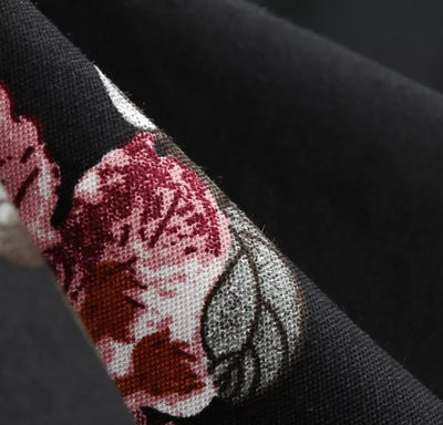 Vestido Vintage Preto Com Gola Redonda