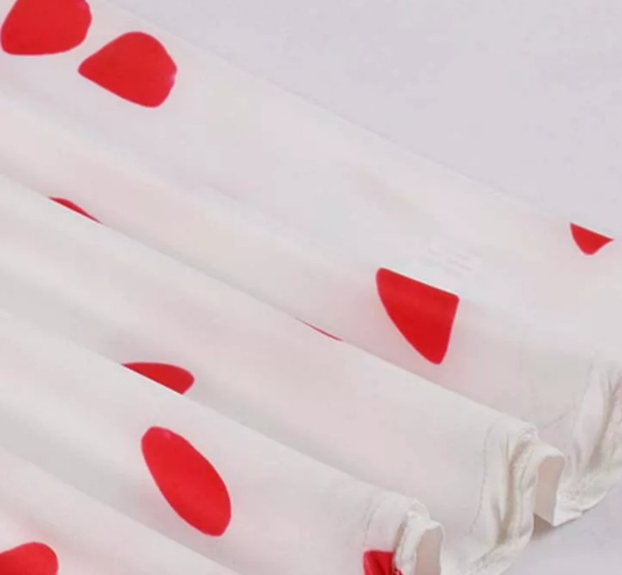 Vestido Anos 50 Com Pétalas