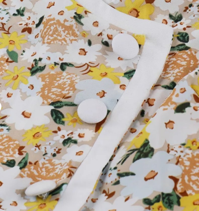 Vestido Pin Up Floral Amarelo Dos Anos 50