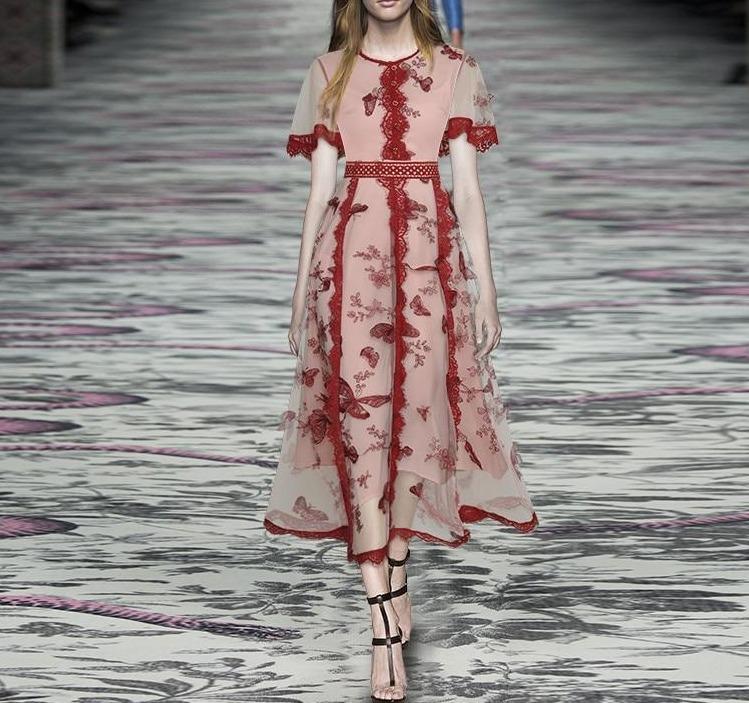 Vestido Borboleta Anos 40