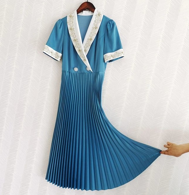 Vestido Azul Anos 40 Com Contas
