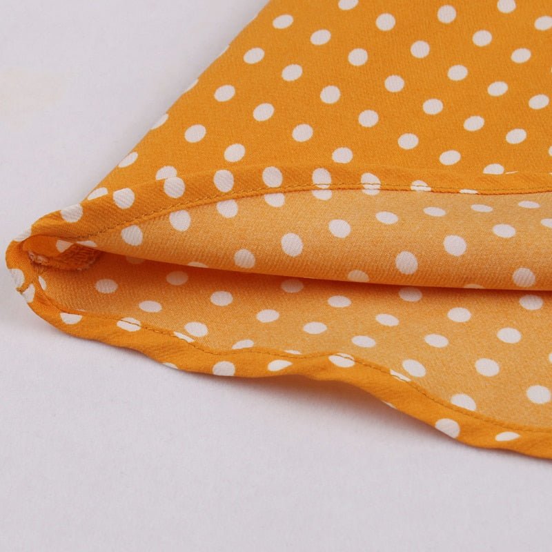 Vestido De Bolinhas Amarelas Dos Anos 50