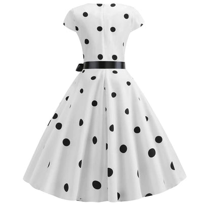 Vestido Vintage Flare Pontos Brancos Pretos