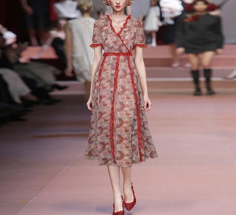 Vestido De Renda Vintage Vermelho