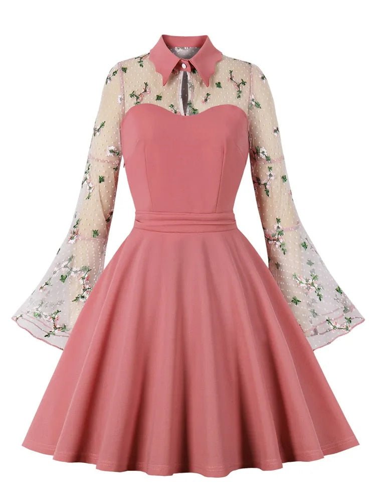 Vestido Vintage Com Gola Peter Pan Rosa