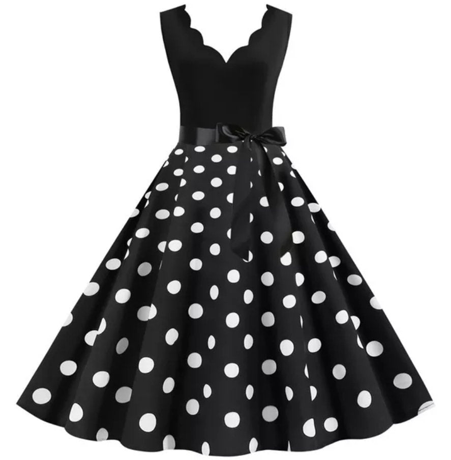 Vestido Vintage Plus Size Branco Preto