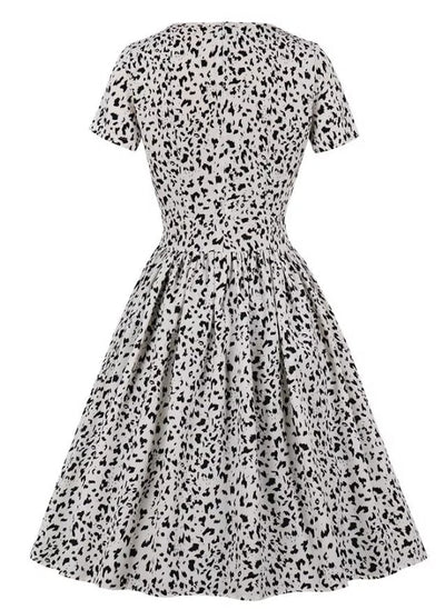 Vestido Vintage Plus Size Cintura Alta Branco
