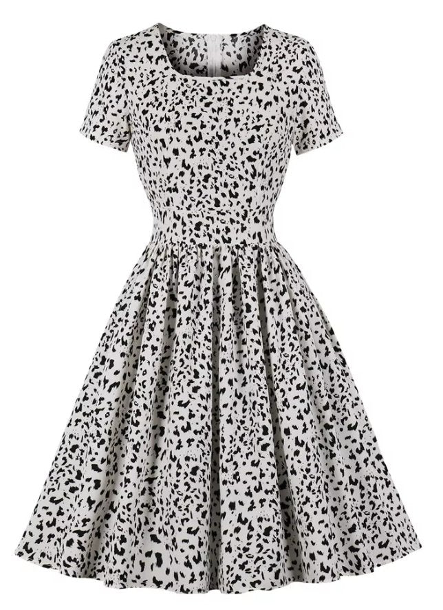Vestido Vintage Plus Size Cintura Alta Branco
