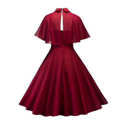 Vestido Vintage Vermelho Com Véu