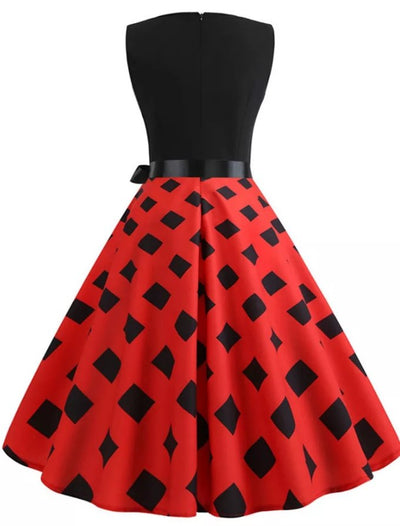Vestido Vintage Vermelho Moderno